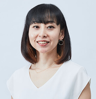 安藤 彩子